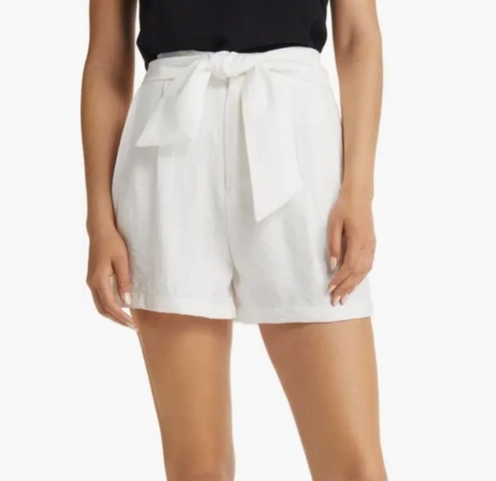 CeCe High Waist White Paperbag Pleated Belted Shorts NWT Size 12 High Rise